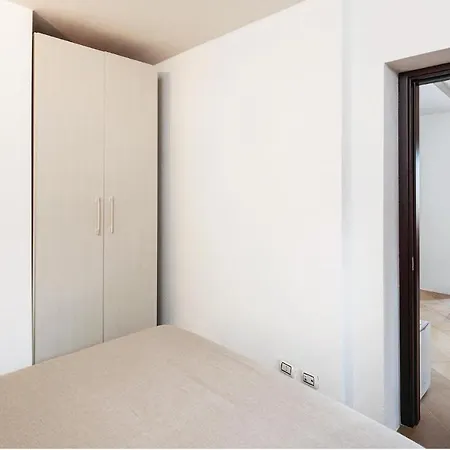 Beautiful In Pitelli -sp- With Kitchen La Spezia
