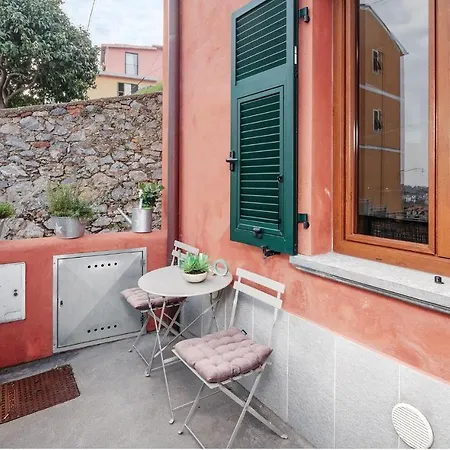Beautiful In Pitelli -sp- With Kitchen Apartment